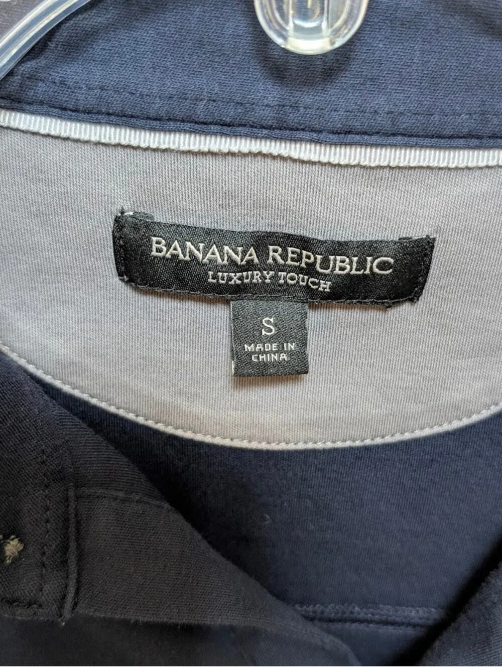 Banana Republic Luxury Touch Men's Navy Blue Short Sleeve Button-Up Shirt Size S